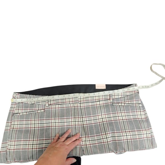 Lane Bryant The 4 Season Slim Capri Plaid Mid Rise Women's Size 28 - Picture 3 of 5
